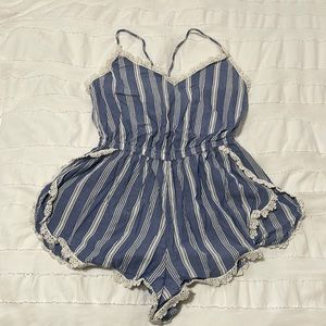 Abercrombie Tie back Romper